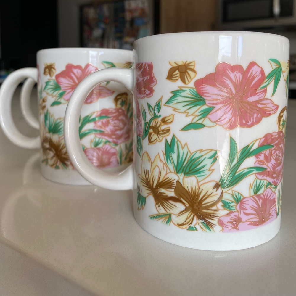 Vintage Finest Ceramics Floral Coffee Mugs - Set of Four (4)
